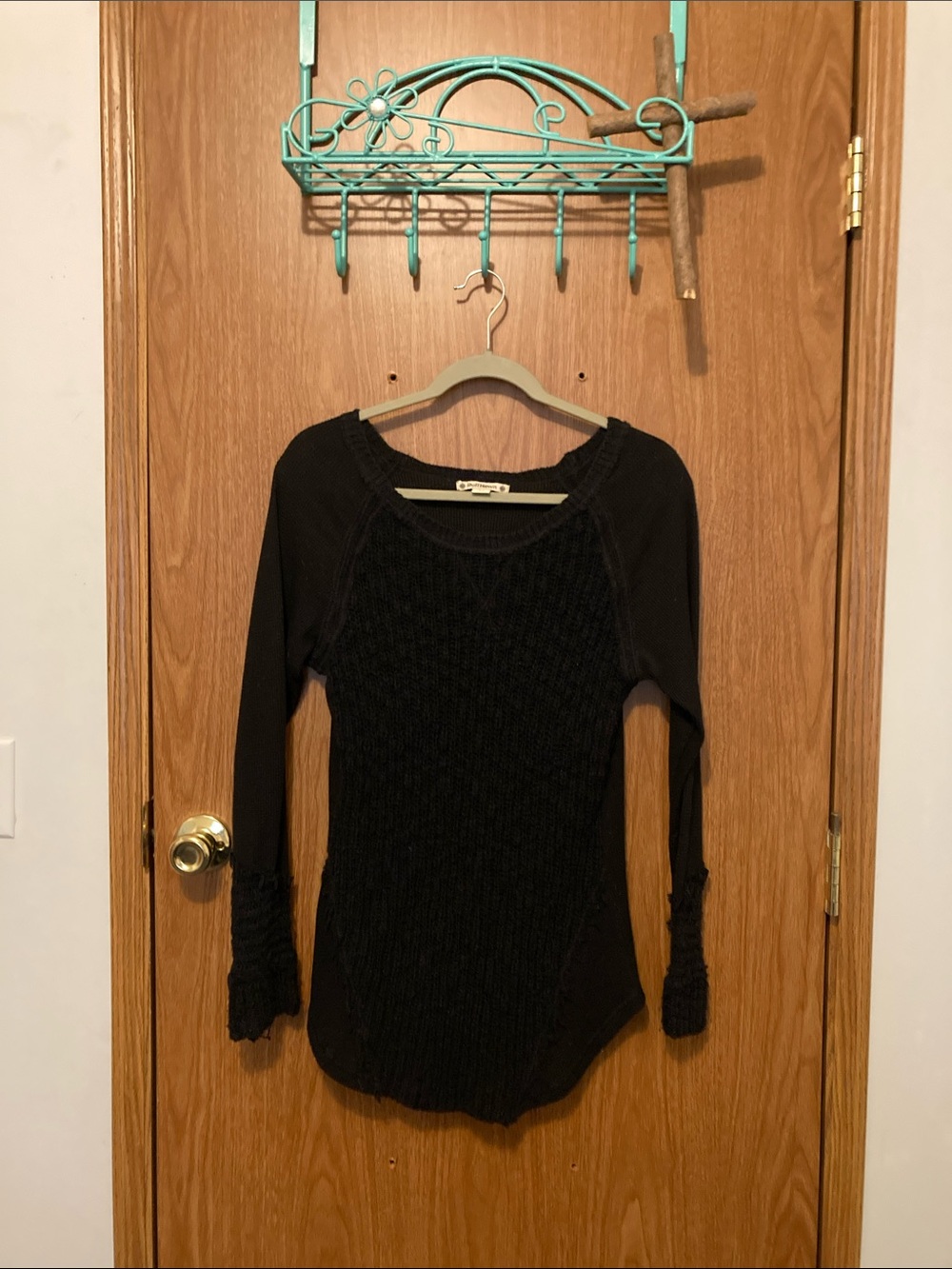 Black Women's Long Sleeve Textured Pullover Top